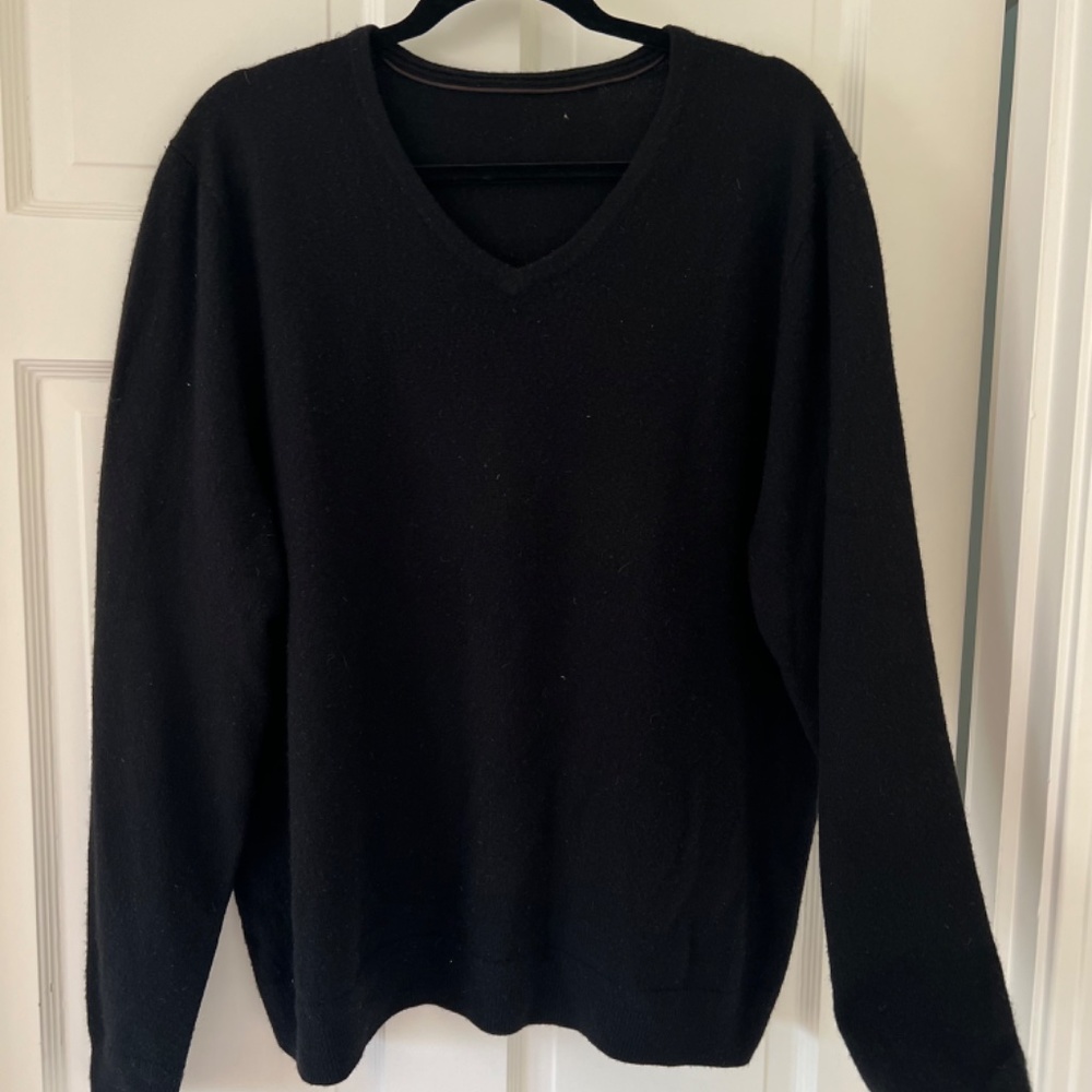 Cashmere sweatshirt